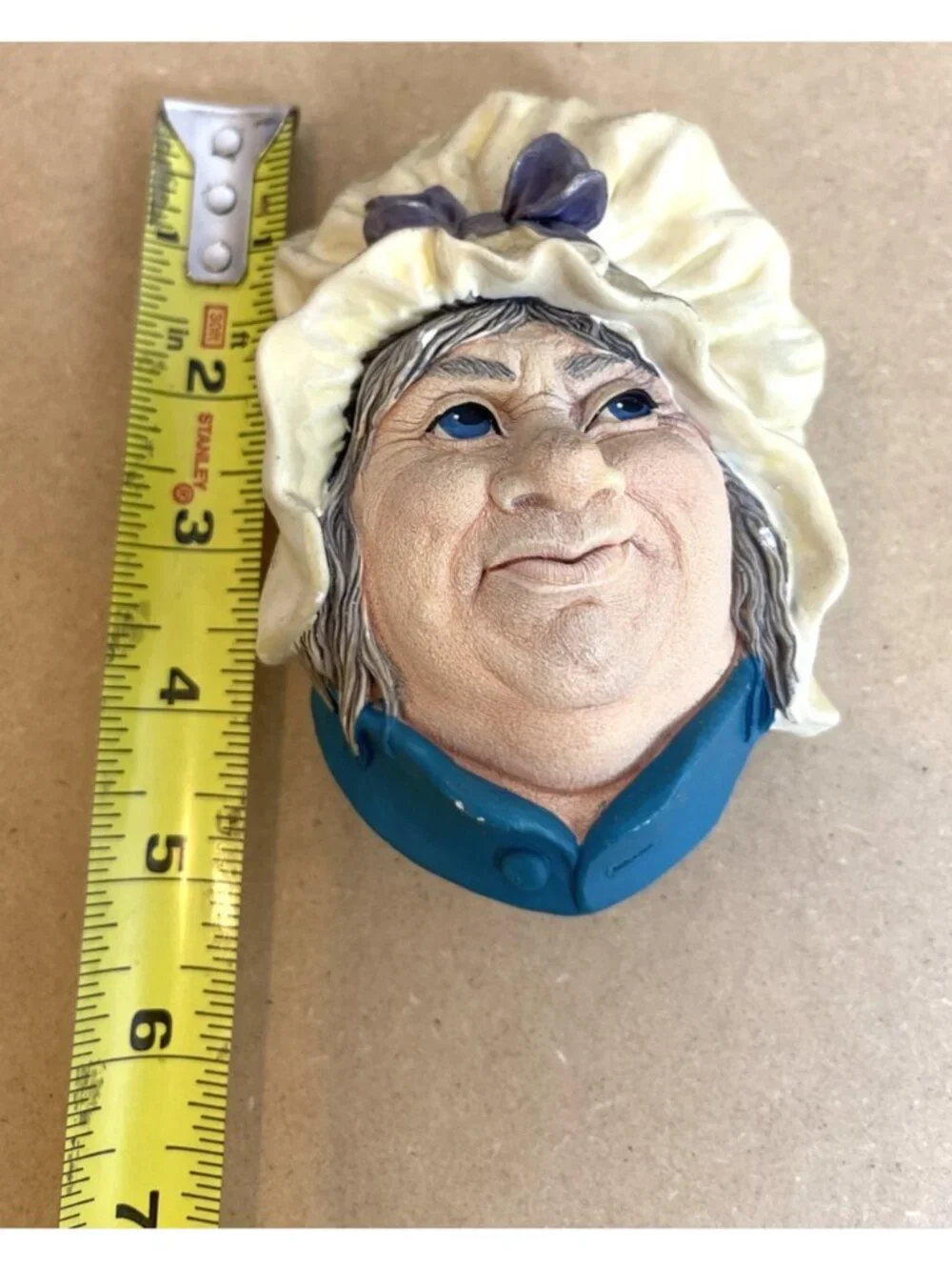 1964 Bossons Congleton England Chalkware Head Wall Decoration SARAH GAMP # 23